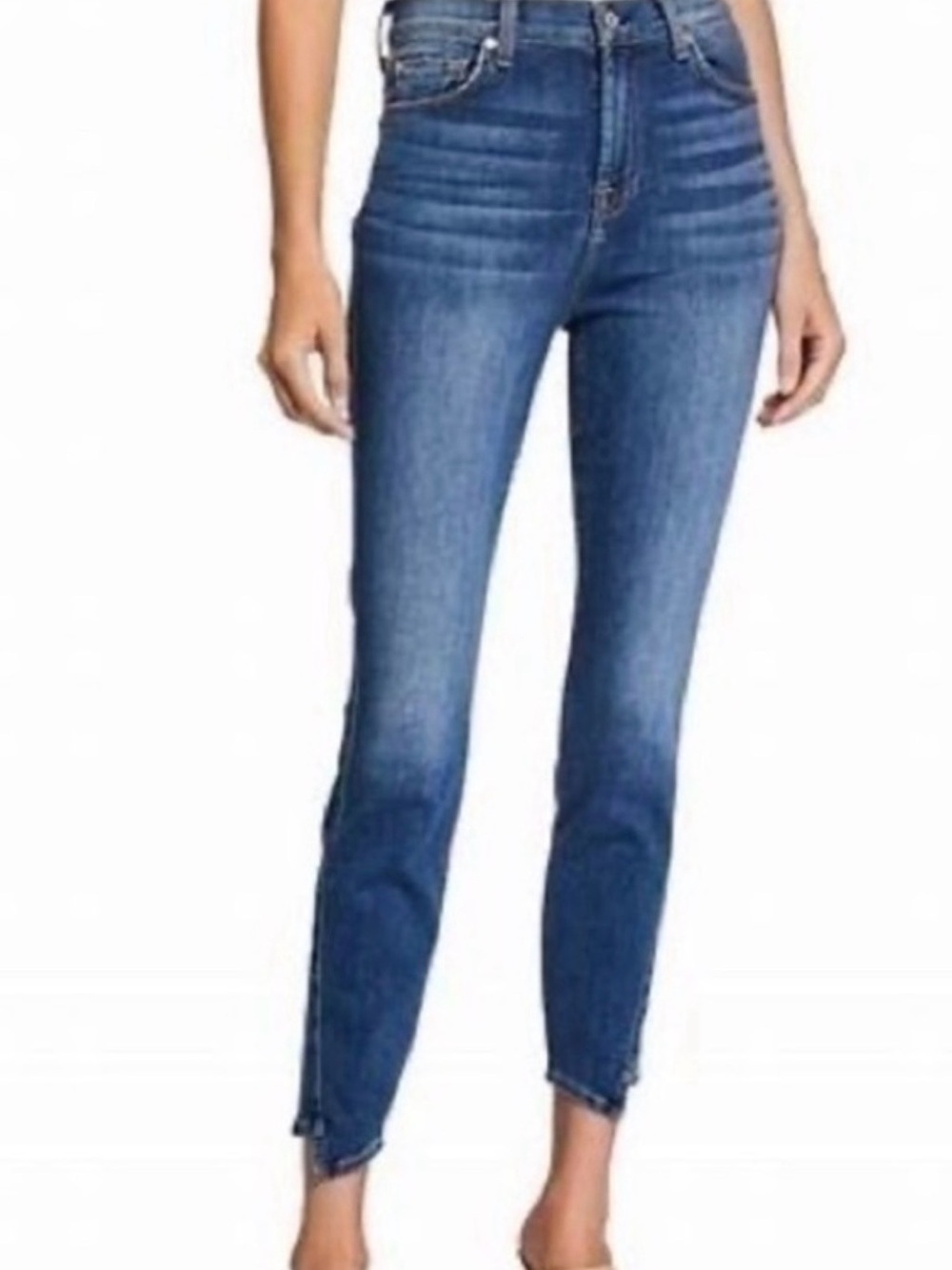 Seven Mid Rise Gwenevere frayed Ankle Jeans - Blue